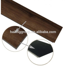 Plancher de vinyle de luxe de clic avec la texture en bois et de haute qualité